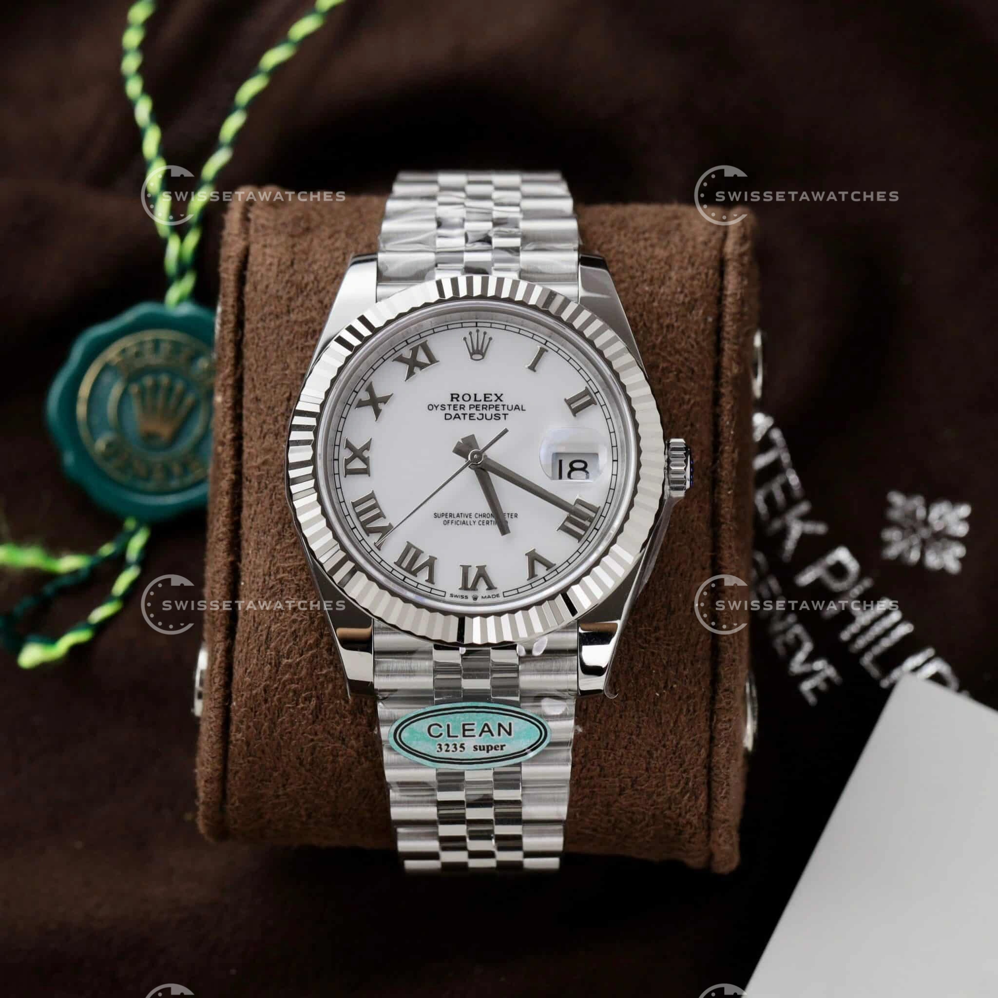 Rolex-Datejust-41-White-Roman-Dial-Jubilee (9)