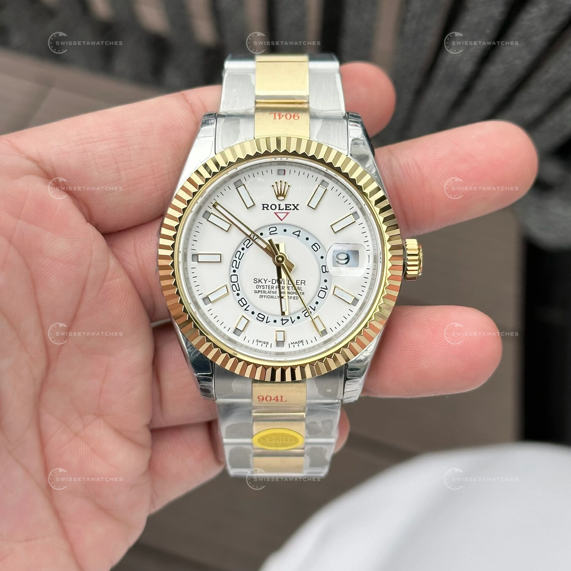 Rolex Sky-Dweller 42mm Ref. 326933 Two-Tone Sarı Altın & Çelik Beyaz Kadran Oyster Bilezik Super Clone ETA Saat (2)