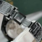 Audemars Piguet Royal Oak 26522CE clone saat – siyah seramik kasa, açık tourbillon mekanizma, 41mm APS üretimi replika model.