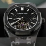 Audemars Piguet Royal Oak 26522CE clone saat – siyah seramik kasa, açık tourbillon mekanizma, 41mm APS üretimi replika model.