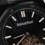 Audemars Piguet Royal Oak 26522CE clone saat – siyah seramik kasa, açık tourbillon mekanizma, 41mm APS üretimi replika model.